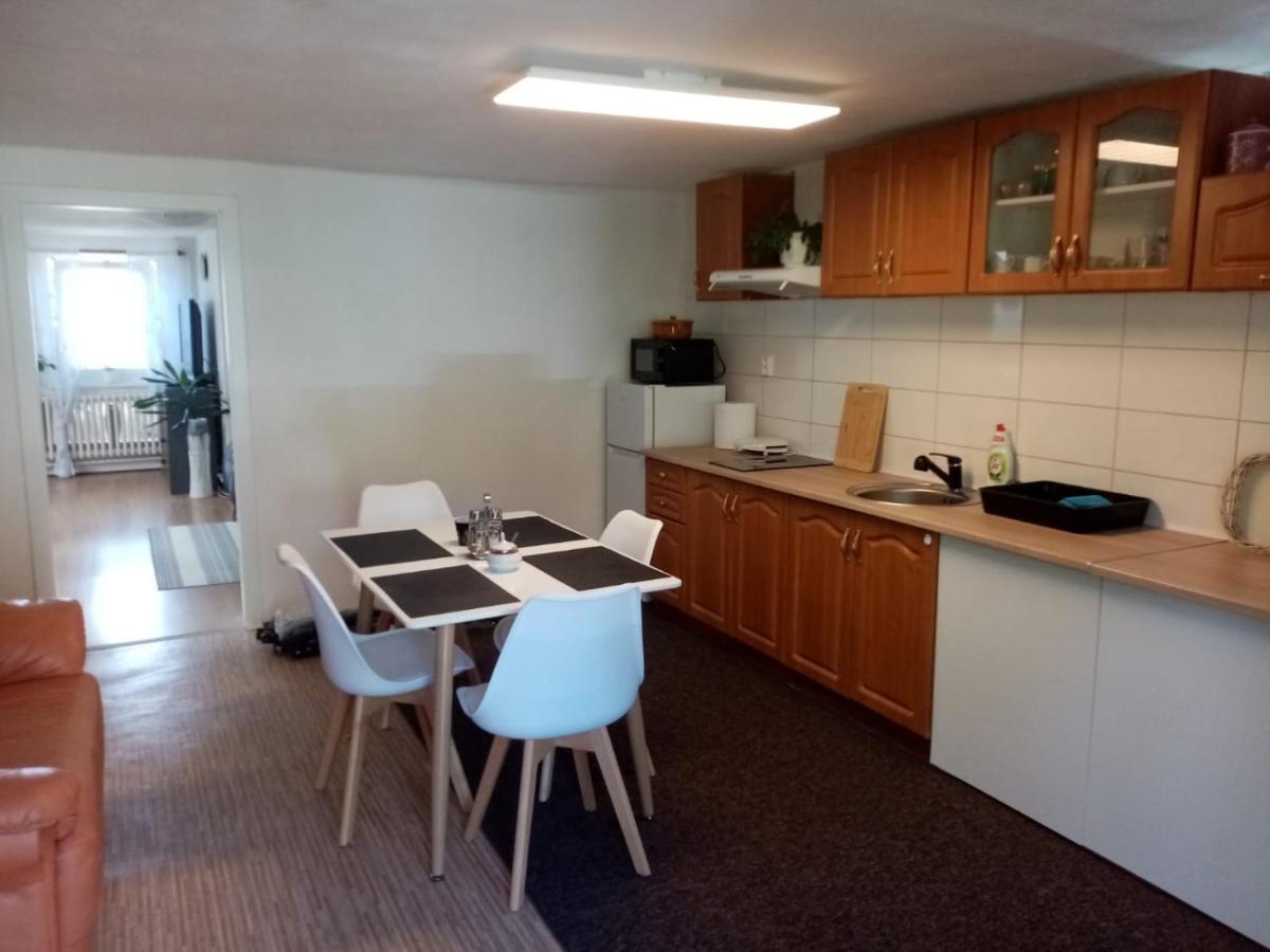 Podkrovni Apartman Tereza Daire Rumburk Dış mekan fotoğraf